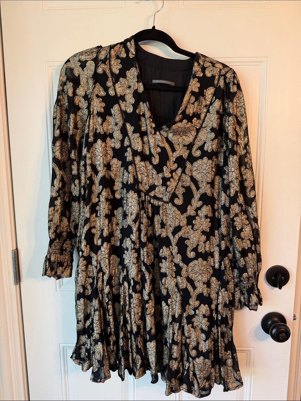 Anthropologie M Black and Gold Floral V-Neck dress
